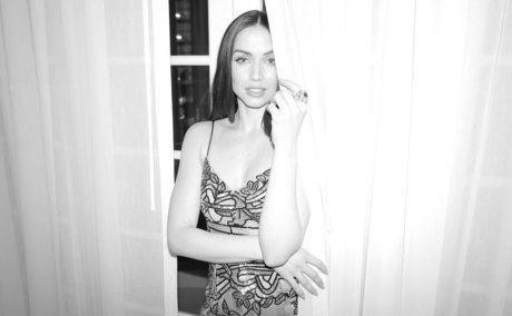 Ana De Armas photo 430