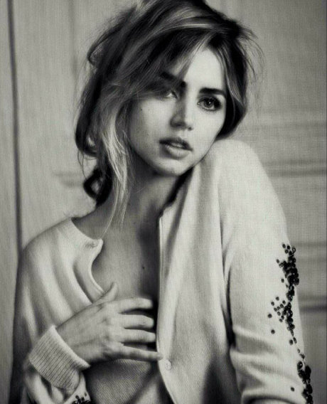 Ana De Armas photo 435