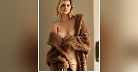 Ana De Armas photo 492