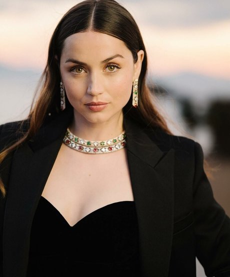 Ana De Armas photo 556