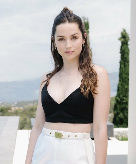 Ana De Armas photo 843