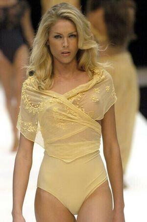 Ana Hickmann photo 47