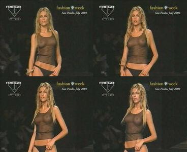 Ana Hickmann photo 75