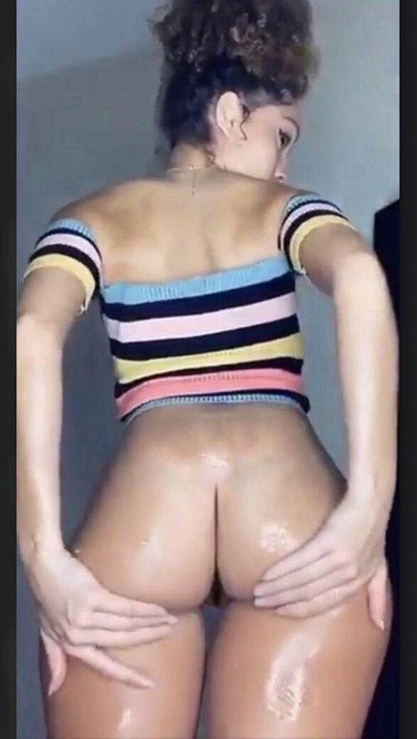 Anabella Carrasco photo 1