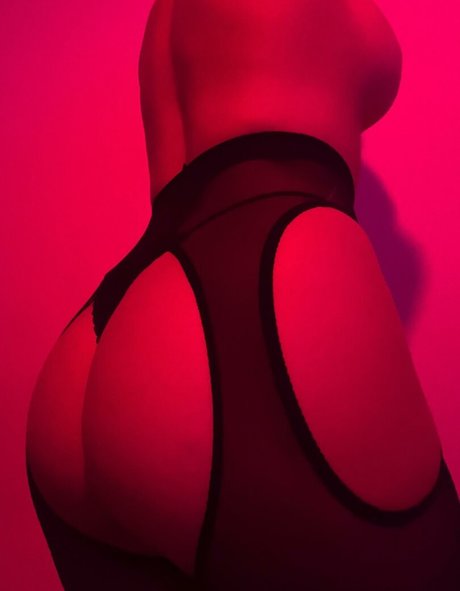 Profile photo of Anabelle Charm