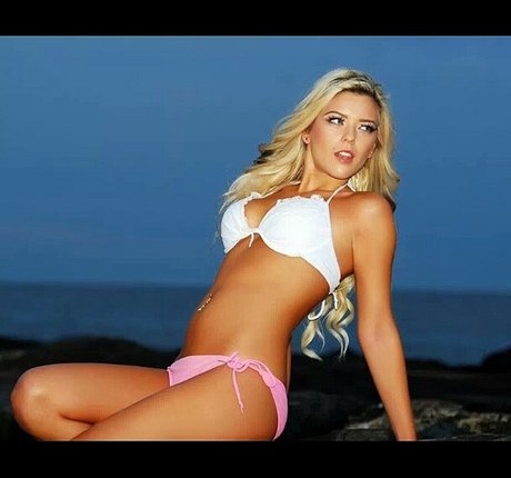 Anais Rizzo photo 12