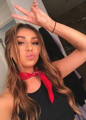 Andrea Russett photo 8