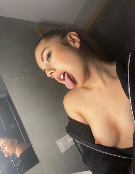 Andreabeltran photo 226