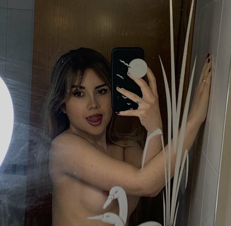 Andreabeltran photo 405