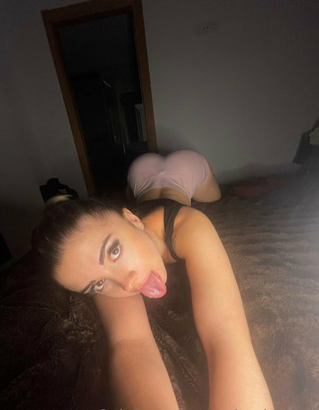 Andreabeltran photo 746