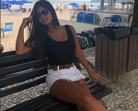 Andressa Almeida photo 15