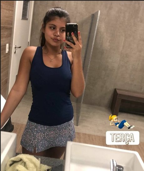 Andressa Almeida photo 16