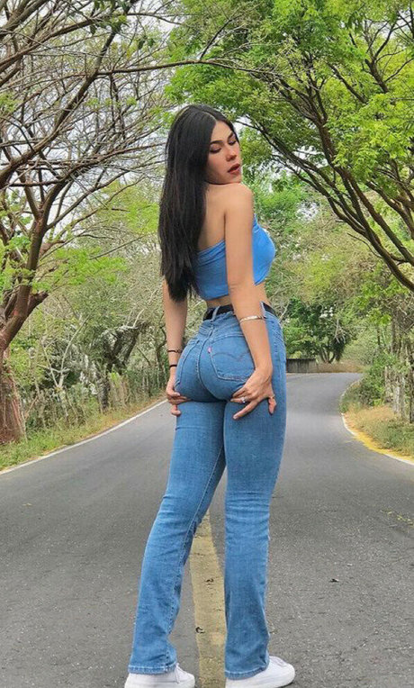 Anette Blanco photo 21