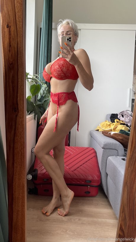 Angel Wicky photo 267