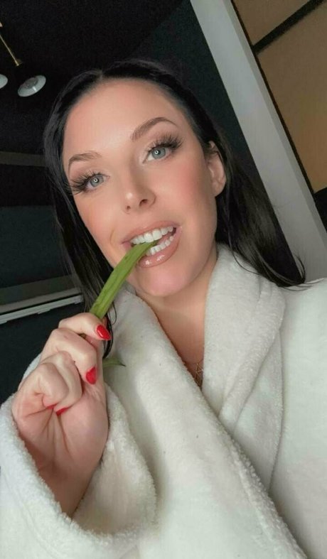 Angelawhite photo 78