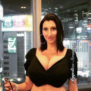 Angelica Stranger photo 180