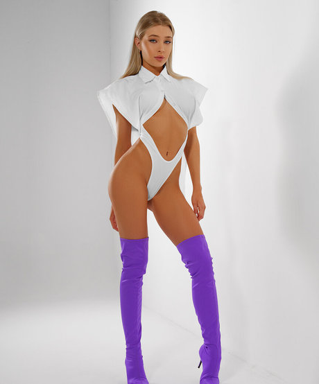 Angelie Dolly photo 641