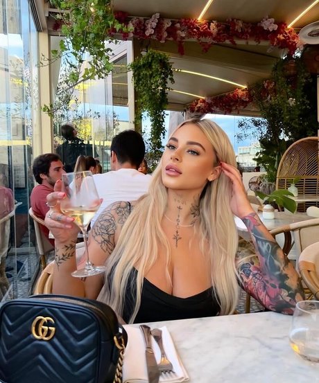 Angelika Kramer photo 34
