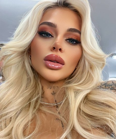 Angelika Kramer photo 36