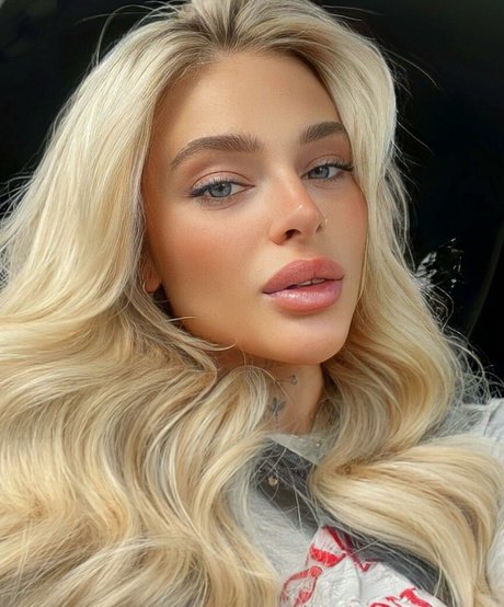Angelika Kramer photo 54