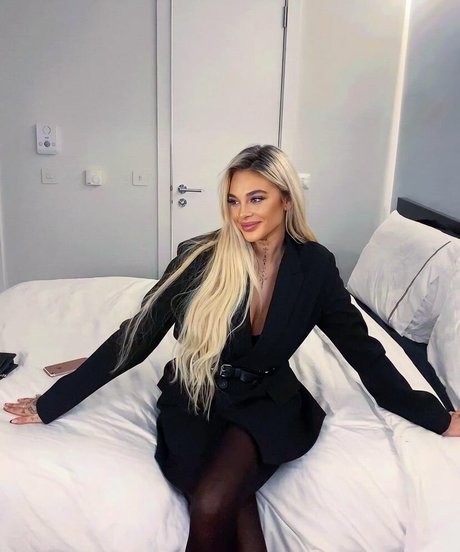 Angelika Kramer photo 59
