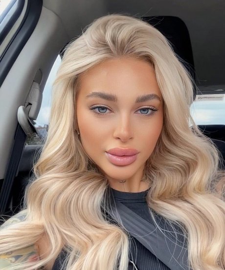 Angelika Kramer photo 96