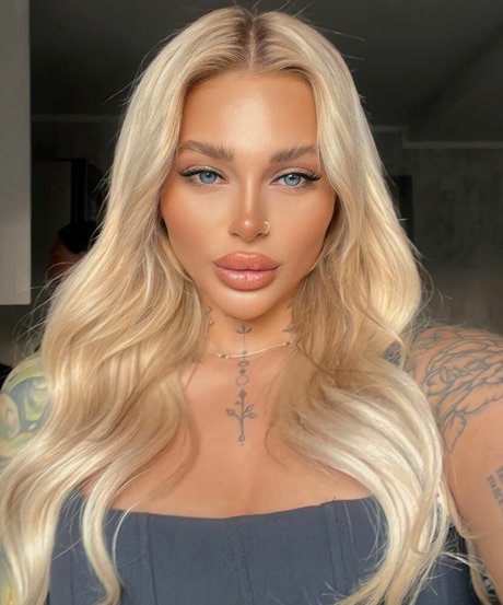 Angelika Kramer photo 99