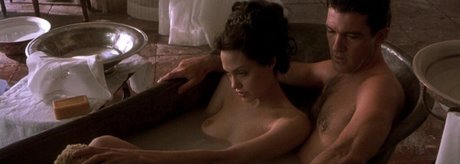 Angelina Jolie photo 41