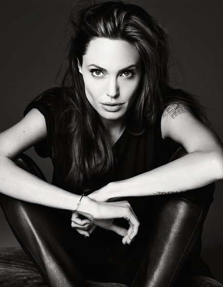 Angelina Jolie photo 119