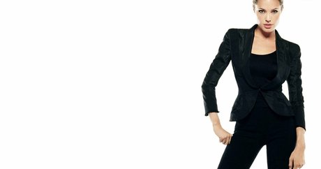 Angelina Jolie photo 235