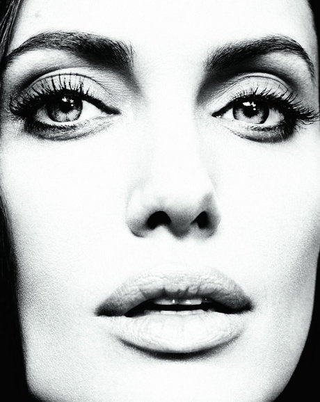 Angelina Jolie photo 264