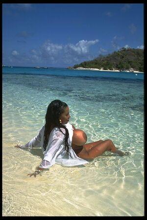 Angelique Dos Santos photo 62
