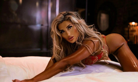 Angelique Noir photo 29
