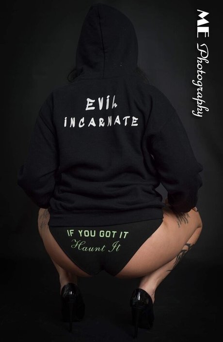Angelvicious photo 106