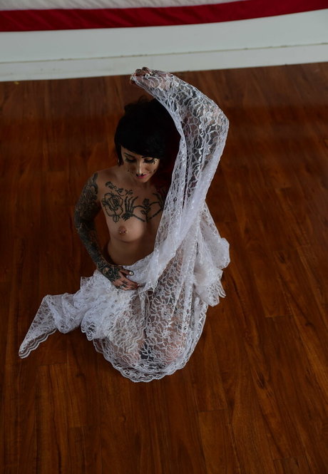 Angelvicious photo 223