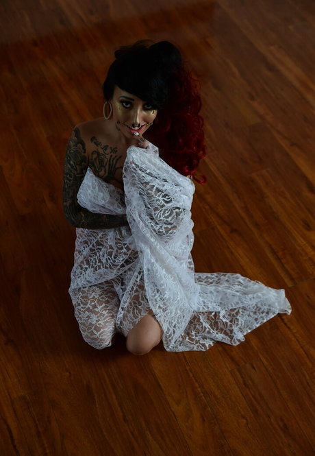 Angelvicious photo 232