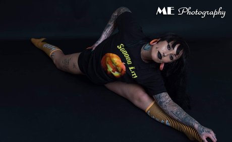Angelvicious photo 381