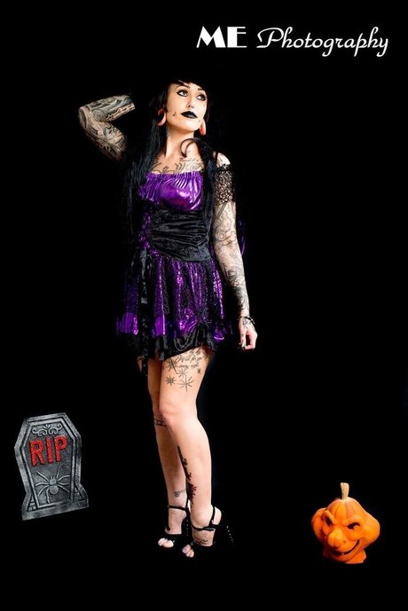Angelvicious photo 389