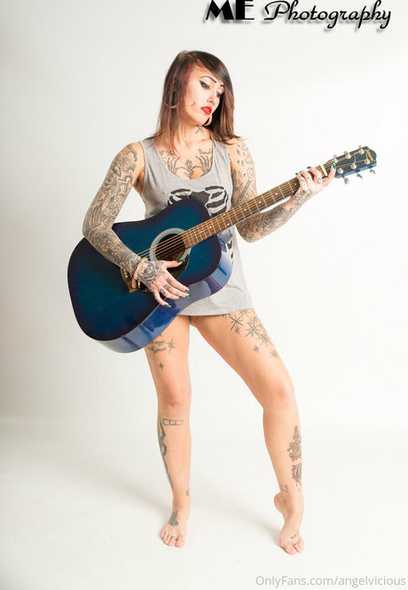 Angelvicious photo 436