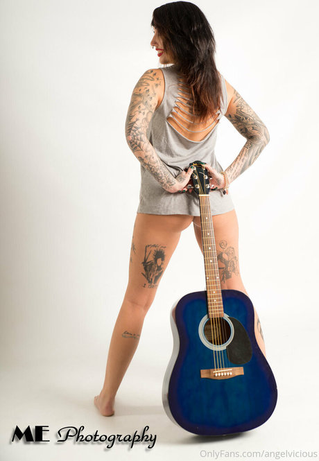 Angelvicious photo 438