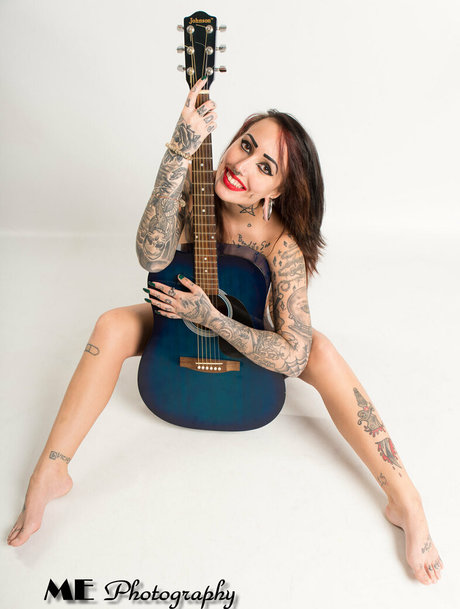 Angelvicious photo 439