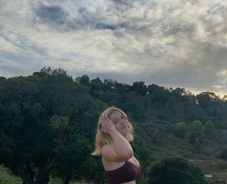Anika Grace photo 27