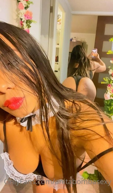 Anitabombasexy photo 32