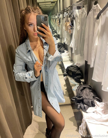 Ann.exclusive photo 36