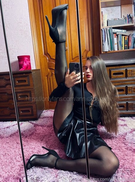Ann.exclusive photo 45