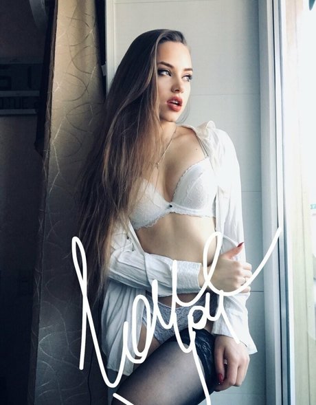 Ann.exclusive photo 86