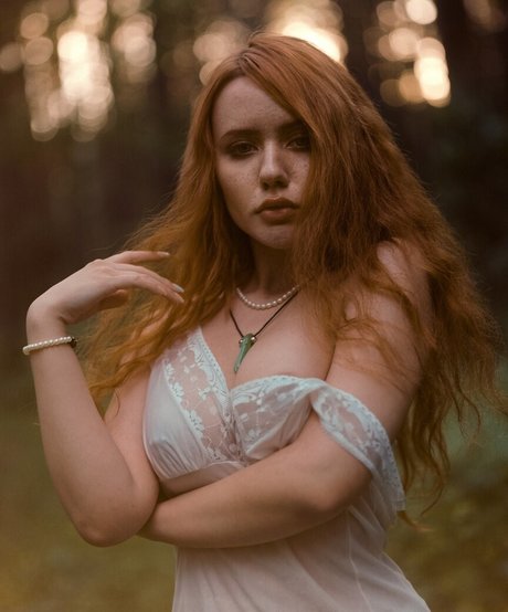 Anna Aifert photo 176