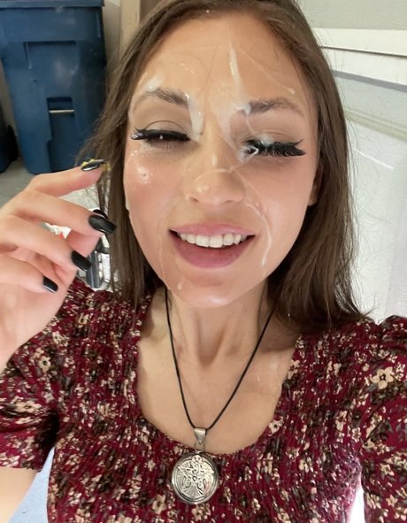 Anna Blossom photo 161