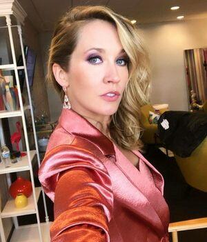 Anna Camp photo 21