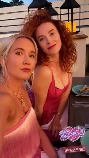 Anna Camp photo 32